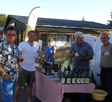 Dégustation de produits locaux : cidre, Calvados avec notre ami Pierre en Normandie